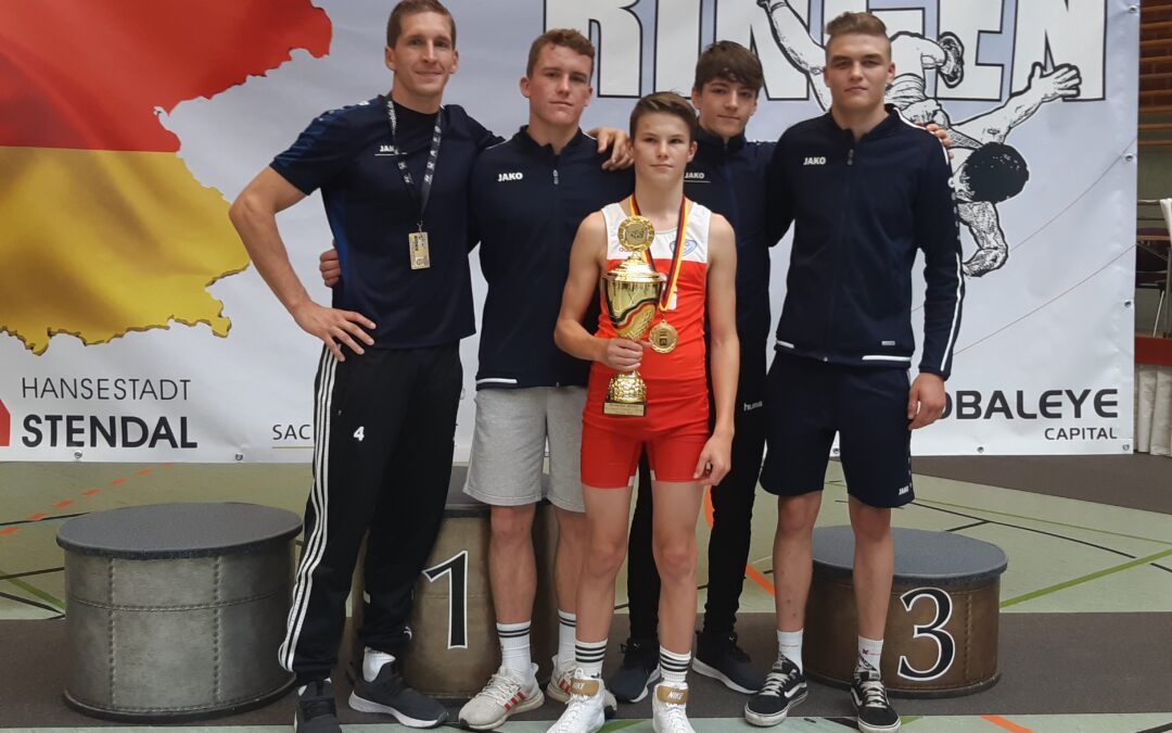 Gold für Niklas Steiner bei DM in Stendal